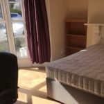 Rent 7 bedroom house in Wales