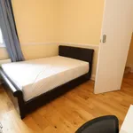 Rent a room in London