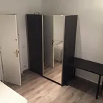 Rent 3 bedroom apartment in Barcelona