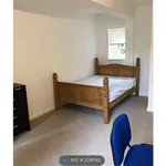 Rent 10 bedroom house in East Midlands