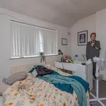 Rent 3 bedroom flat in West Midlands