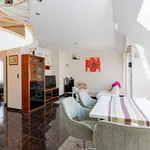 Rent 3 bedroom apartment of 105 m² in Budapest