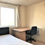 Rent 3 bedroom flat in Brighton