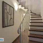 Affitto 5 camera appartamento di 140 m² in Bologna