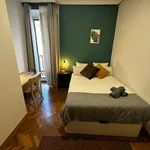 Rent a room of 130 m² in madrid