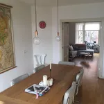 Huur 2 slaapkamer appartement van 65 m² in Staatsliedenbuurt