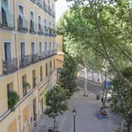 Rent a room of 90 m² in madrid