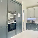 Rent 5 bedroom house in Barnet