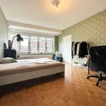 Huur 3 slaapkamer appartement in Etterbeek