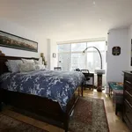 Rent 1 bedroom apartment of 840 m² in Manhattan