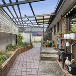 Rent 5 bedroom house of 796 m² in Ballarat North