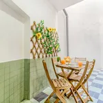 Alugar 2 quarto apartamento de 100 m² em Lisbon