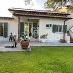 Rent 7 bedroom house of 150 m² in Pietrasanta