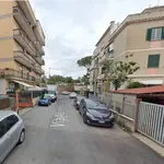 Rent 3 bedroom apartment of 14 m² in Roma