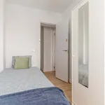 Rent a room in Madrid