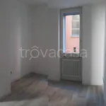 Rent 3 bedroom apartment of 80 m² in Barzago