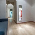 Rent 4 bedroom apartment in Valencia