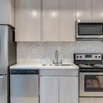 Appartement de 785 m² avec 3 chambre(s) en location à Vancouver