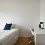 Rent 9 bedroom apartment in Lisbon