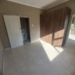 Rent 1 bedroom house in Roodepoort