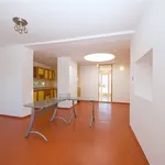 Rent 4 bedroom apartment of 100 m² in Capital City of Prague