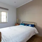 Rent a room of 100 m² in lisbon