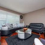 Maison de 1345 m² avec 3 chambre(s) en location à Calgary