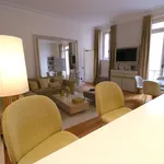 Appartement de 592 m² avec 1 chambre(s) en location à Paris