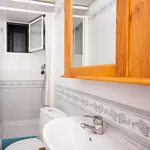 Rent 4 bedroom apartment in Barcelona