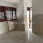 Rent 5 bedroom apartment of 124 m² in Latina