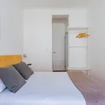 Rent 2 bedroom apartment of 100 m² in Lisbon