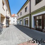 Rent 2 bedroom apartment in Staré Město