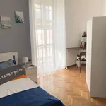 Rent a room in turin