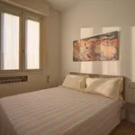 Rent 4 bedroom apartment of 50 m² in Milan