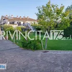 Affitto 6 camera casa di 360 m² in Rome