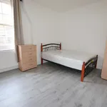 Rent 4 bedroom apartment in London