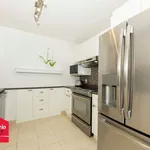 Appartement de 764 m² avec 9 chambre(s) en location à Val-d'Or