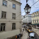 Rent 3 bedroom apartment of 92 m² in Lisbon