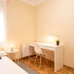 Rent a room of 196 m² in barcelona