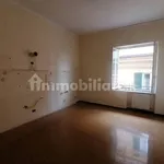 Rent 5 bedroom apartment of 350 m² in Genoa