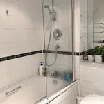 Rent 2 bedroom flat in Leeds