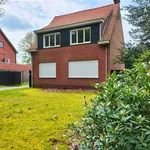 Huur 3 slaapkamer huis van 630 m² in SCHILDE