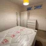 Rent 2 bedroom flat in West Midlands