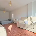 Rent 6 bedroom apartment in Valencia