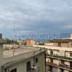 Affitto 3 camera appartamento di 70 m² in Reggio di Calabria