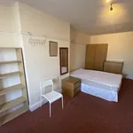 Rent 4 bedroom flat in Broxtowe