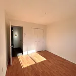 Rent 4 bedroom apartment in Sherbrooke