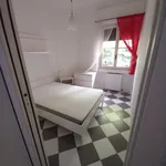 Rent 3 bedroom house in Milan