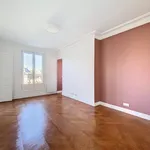 Rent 8 bedroom apartment of 196 m² in Paris