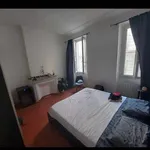 Appartement de 540 m² avec 2 chambre(s) en location à Marseille